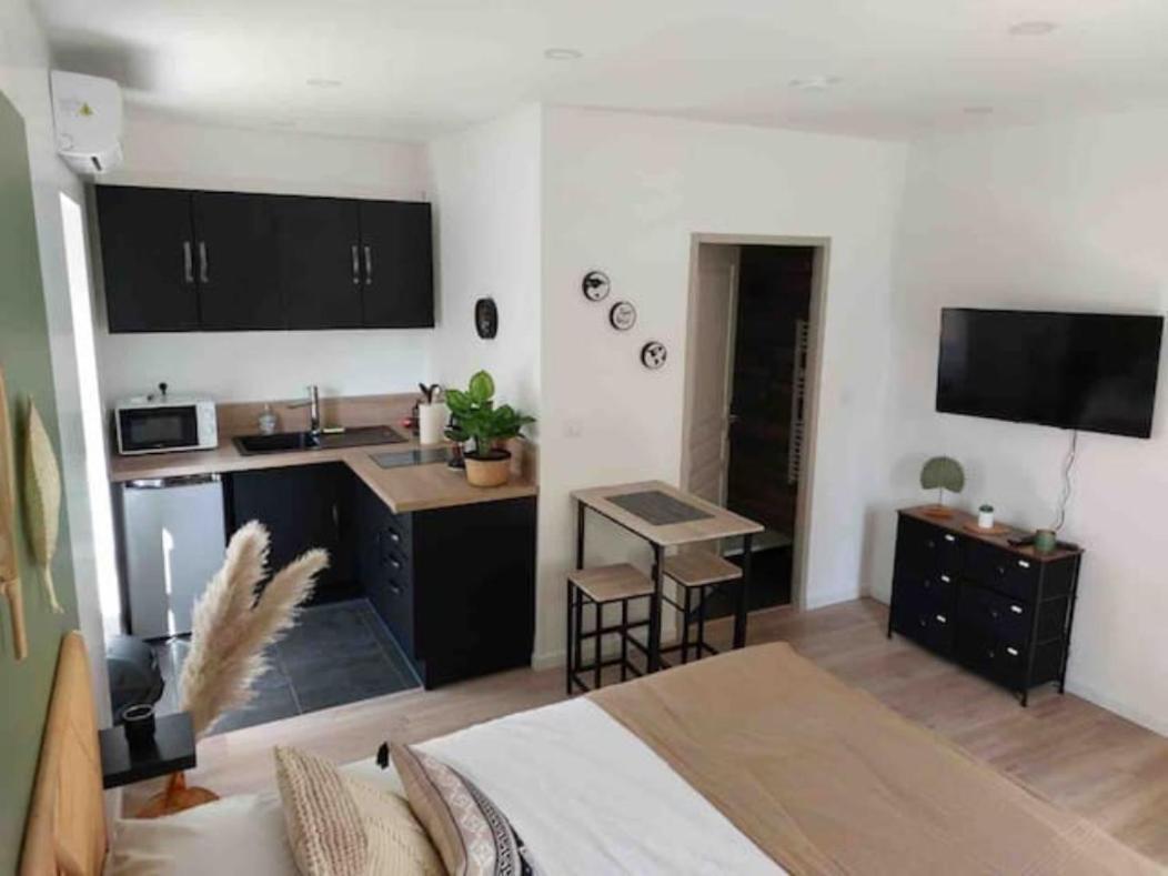 Le Savane Apartment Vesoul Exterior foto